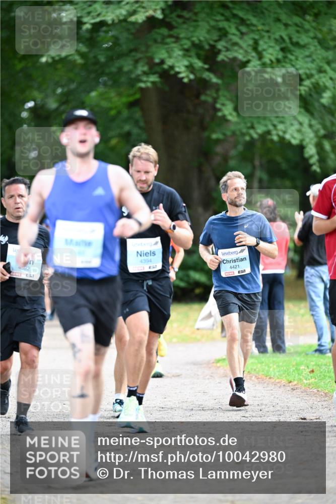 30.08.2026 - Blankeneser Heldenlauf Dr. Thomas Lammeyer http://msf.ph/oto/10042980 30.08.2026 11:18:46 Laufen 4592, 4394, 4421 meine-sportfotos.de