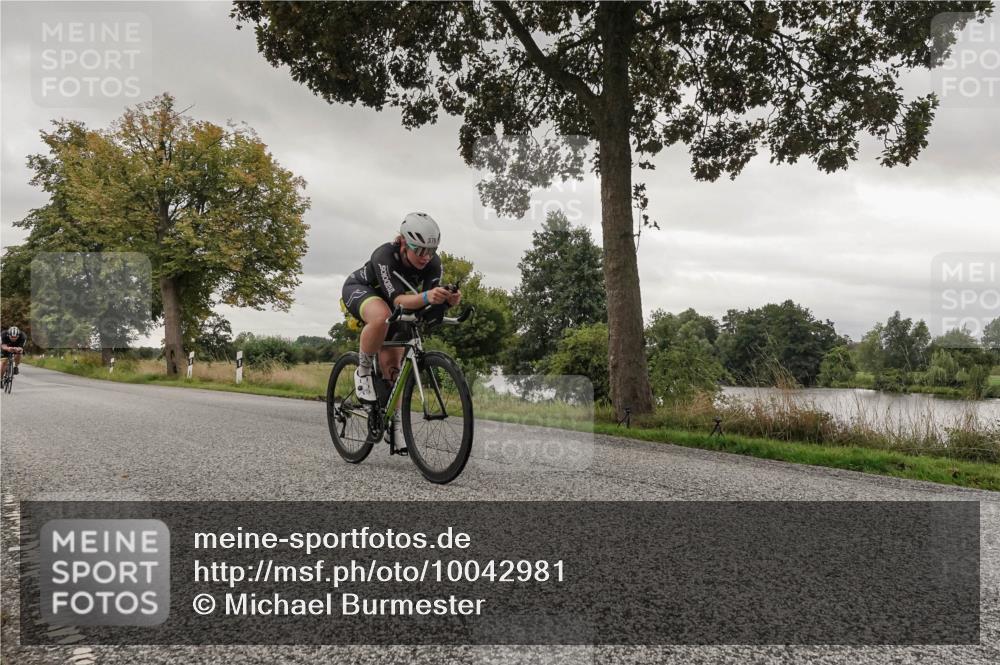 30.08.2026 - Elbe Triathlon Hamburg Michael Burmester http://msf.ph/oto/10042981 30.08.2026 09:16:34 Radfahren 231, 285, 327, 376, 379, 622 meine-sportfotos.de