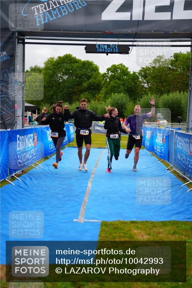 30.08.2026 - Elbe Triathlon Hamburg LAZAROV Photography http://msf.ph/oto/10042993 30.08.2026 16:32:16 Ziel  meine-sportfotos.de