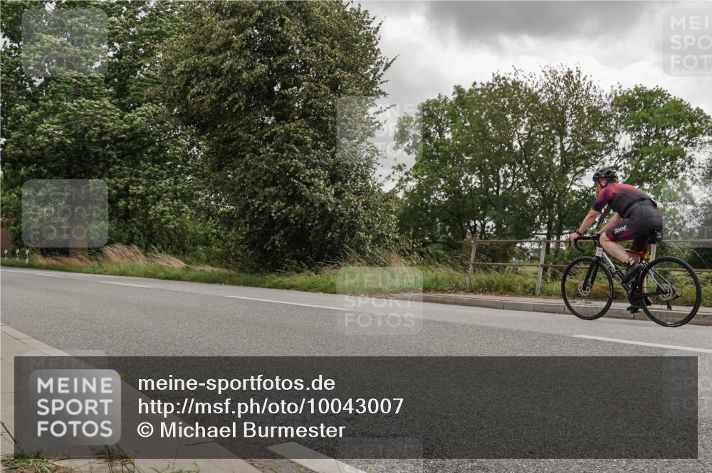30.08.2026 - Elbe Triathlon Hamburg Michael Burmester http://msf.ph/oto/10043007 30.08.2026 14:51:28 Radfahren 132 meine-sportfotos.de