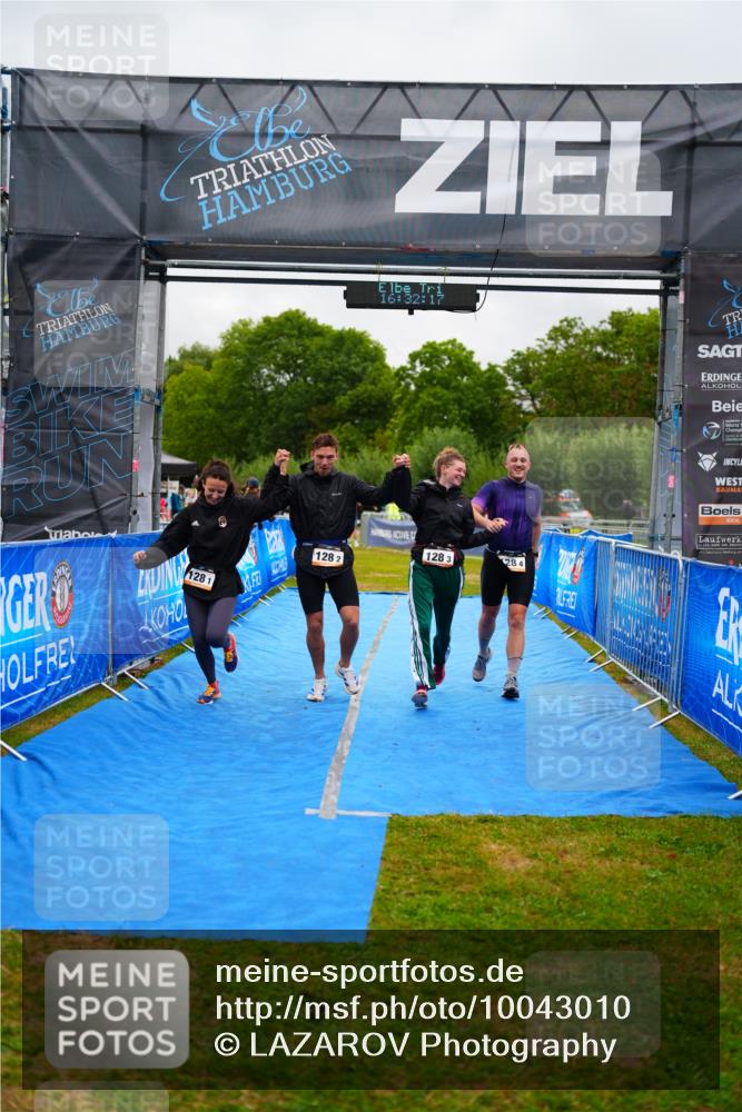 30.08.2026 - Elbe Triathlon Hamburg LAZAROV Photography http://msf.ph/oto/10043010 30.08.2026 16:32:16 Ziel  meine-sportfotos.de
