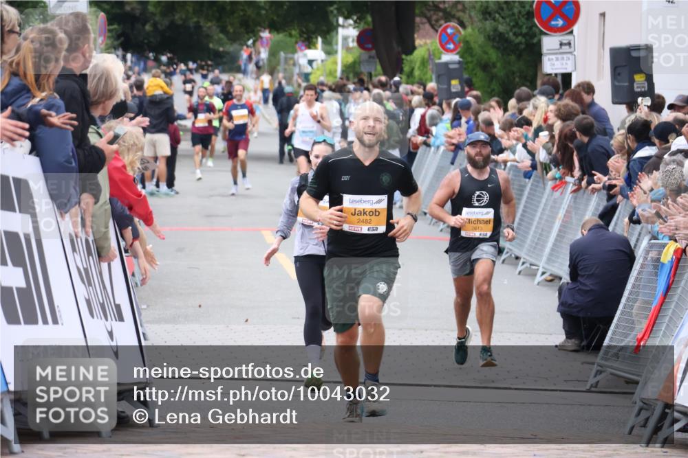 30.08.2026 - Blankeneser Heldenlauf Lena Gebhardt http://msf.ph/oto/10043032 30.08.2026 11:48:54 Ziel  meine-sportfotos.de