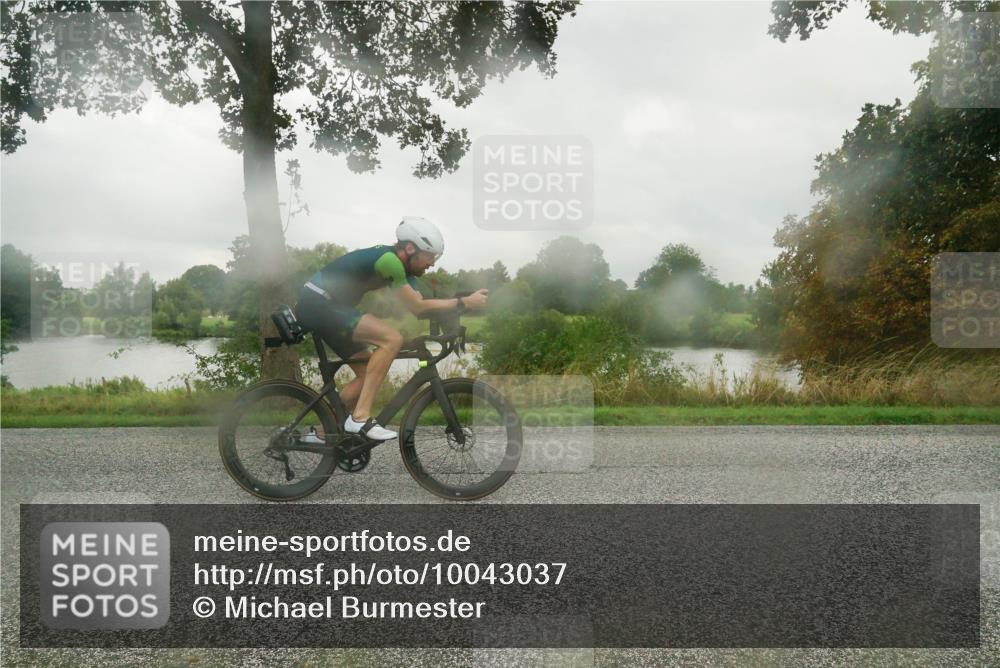 30.08.2026 - Elbe Triathlon Hamburg Michael Burmester http://msf.ph/oto/10043037 30.08.2026 08:58:05 Radfahren 202, 206 meine-sportfotos.de