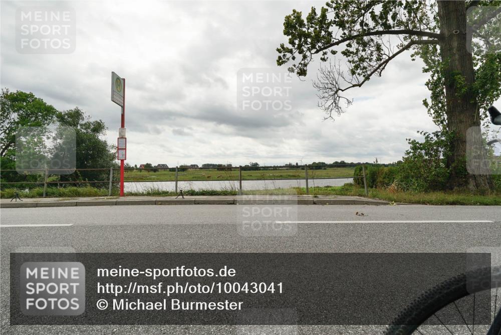 30.08.2026 - Elbe Triathlon Hamburg Michael Burmester http://msf.ph/oto/10043041 30.08.2026 13:41:41 Radfahren  meine-sportfotos.de