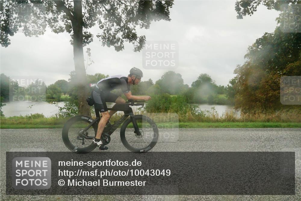 30.08.2026 - Elbe Triathlon Hamburg Michael Burmester http://msf.ph/oto/10043049 30.08.2026 08:58:17 Radfahren 275 meine-sportfotos.de