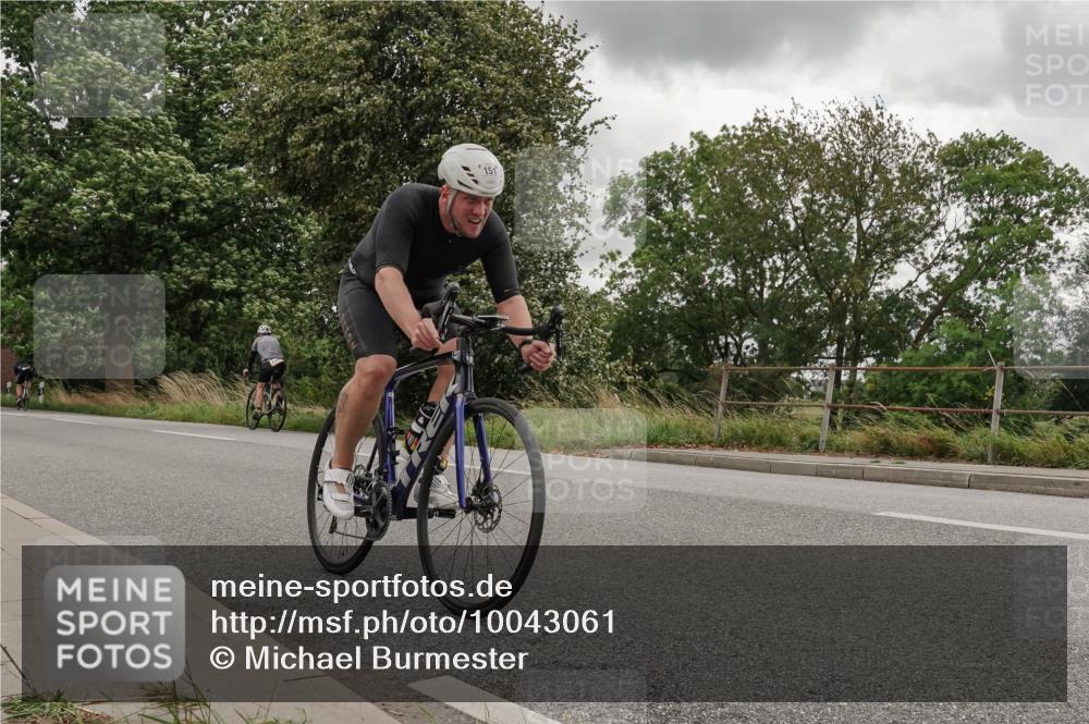 30.08.2026 - Elbe Triathlon Hamburg Michael Burmester http://msf.ph/oto/10043061 30.08.2026 14:51:42 Radfahren 135, 173 meine-sportfotos.de