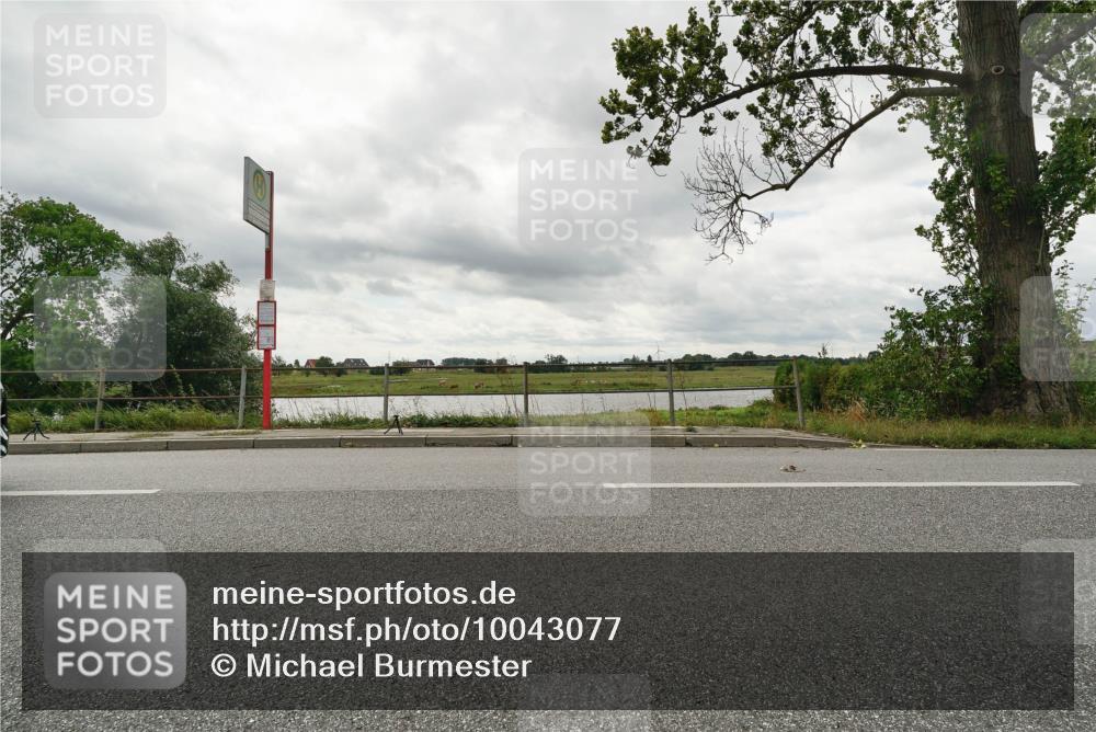 30.08.2026 - Elbe Triathlon Hamburg Michael Burmester http://msf.ph/oto/10043077 30.08.2026 13:41:46 Radfahren  meine-sportfotos.de