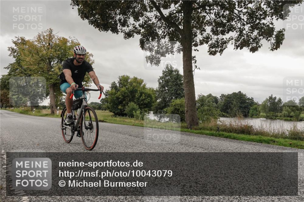 30.08.2026 - Elbe Triathlon Hamburg Michael Burmester http://msf.ph/oto/10043079 30.08.2026 09:16:52 Radfahren 305, 431 meine-sportfotos.de