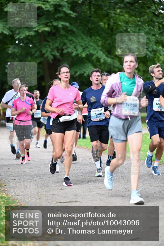 30.08.2026 - Blankeneser Heldenlauf Dr. Thomas Lammeyer http://msf.ph/oto/10043096 30.08.2026 11:18:55 Laufen 4390, 4234, 4388 meine-sportfotos.de