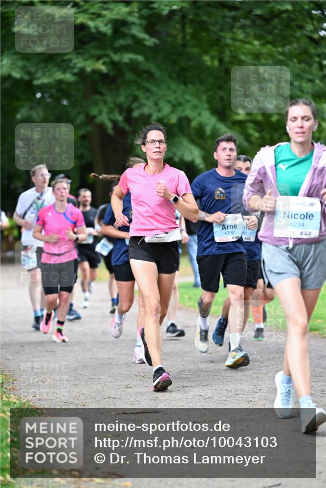 30.08.2026 - Blankeneser Heldenlauf Dr. Thomas Lammeyer http://msf.ph/oto/10043103 30.08.2026 11:18:55 Laufen 4390, 4234 meine-sportfotos.de