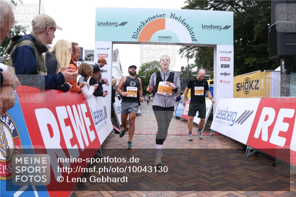 30.08.2026 - Blankeneser Heldenlauf Lena Gebhardt http://msf.ph/oto/10043130 30.08.2026 11:49:00 Ziel 2482, 2613, 2943, 4351 meine-sportfotos.de
