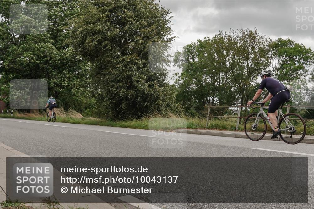 30.08.2026 - Elbe Triathlon Hamburg Michael Burmester http://msf.ph/oto/10043137 30.08.2026 14:52:24 Radfahren  meine-sportfotos.de