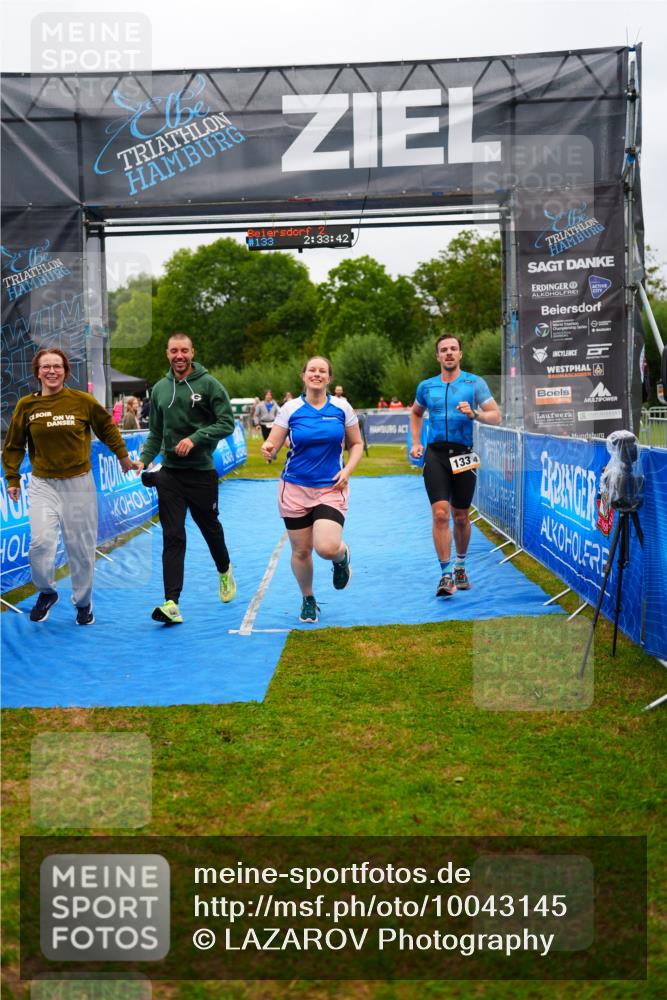 30.08.2026 - Elbe Triathlon Hamburg LAZAROV Photography http://msf.ph/oto/10043145 30.08.2026 16:33:41 Ziel  meine-sportfotos.de