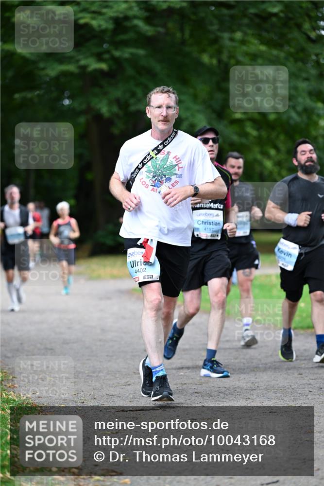 30.08.2026 - Blankeneser Heldenlauf Dr. Thomas Lammeyer http://msf.ph/oto/10043168 30.08.2026 11:18:58 Laufen 4402, 4192 meine-sportfotos.de