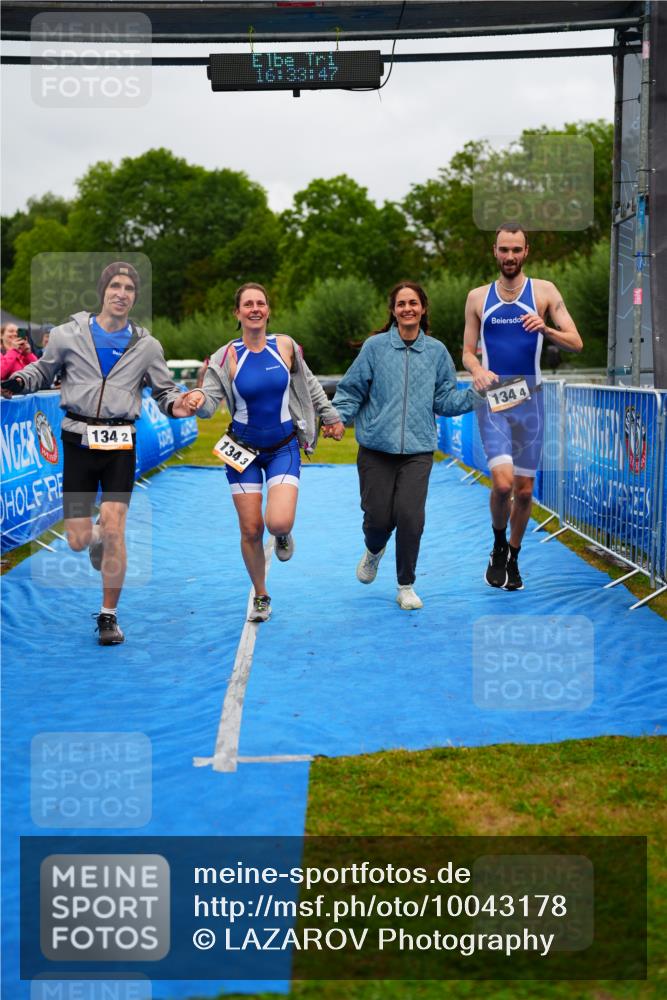30.08.2026 - Elbe Triathlon Hamburg LAZAROV Photography http://msf.ph/oto/10043178 30.08.2026 16:33:46 Ziel  meine-sportfotos.de