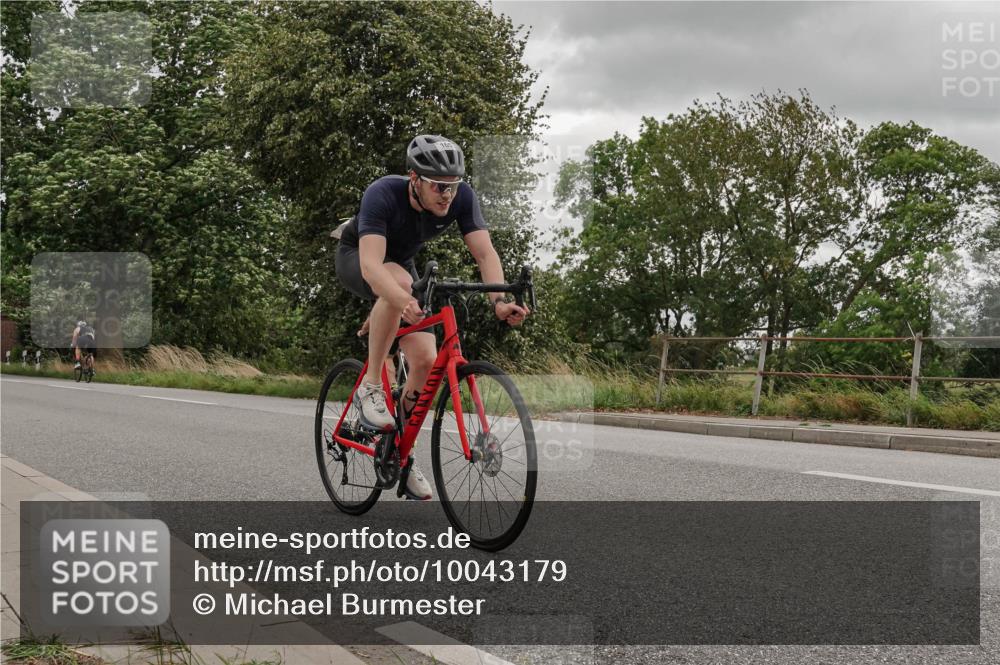 30.08.2026 - Elbe Triathlon Hamburg Michael Burmester http://msf.ph/oto/10043179 30.08.2026 14:52:41 Radfahren 145 meine-sportfotos.de