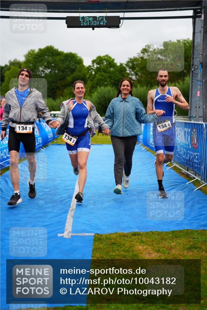 30.08.2026 - Elbe Triathlon Hamburg LAZAROV Photography http://msf.ph/oto/10043182 30.08.2026 16:33:46 Ziel  meine-sportfotos.de