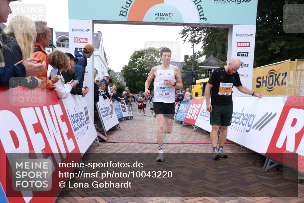 30.08.2026 - Blankeneser Heldenlauf Lena Gebhardt http://msf.ph/oto/10043220 30.08.2026 11:49:05 Ziel 2482, 2613, 2943, 4351 meine-sportfotos.de