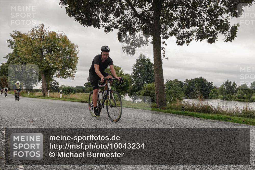 30.08.2026 - Elbe Triathlon Hamburg Michael Burmester http://msf.ph/oto/10043234 30.08.2026 09:17:46 Radfahren 329, 364, 415, 433, 449, 490, 498 meine-sportfotos.de