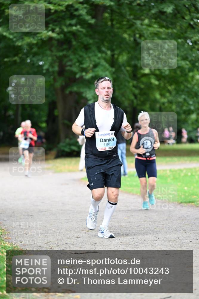 30.08.2026 - Blankeneser Heldenlauf Dr. Thomas Lammeyer http://msf.ph/oto/10043243 30.08.2026 11:19:02 Laufen 4166, 577 meine-sportfotos.de