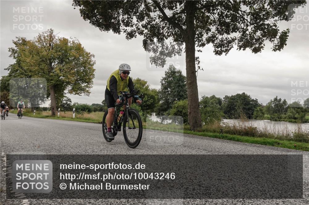 30.08.2026 - Elbe Triathlon Hamburg Michael Burmester http://msf.ph/oto/10043246 30.08.2026 09:17:47 Radfahren 329, 364, 415, 433, 449, 498 meine-sportfotos.de