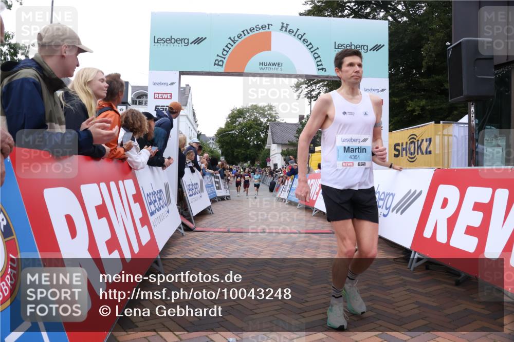 30.08.2026 - Blankeneser Heldenlauf Lena Gebhardt http://msf.ph/oto/10043248 30.08.2026 11:49:06 Ziel 2482, 2613, 2943, 4351 meine-sportfotos.de