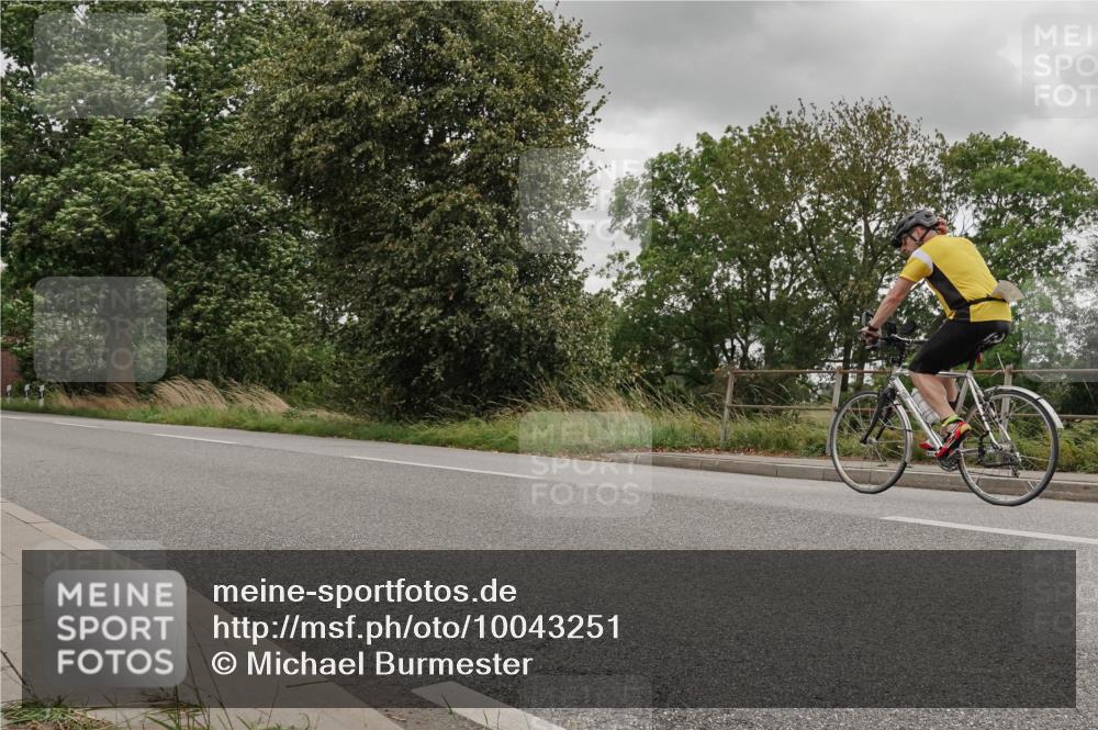 30.08.2026 - Elbe Triathlon Hamburg Michael Burmester http://msf.ph/oto/10043251 30.08.2026 14:53:01 Radfahren 142 meine-sportfotos.de