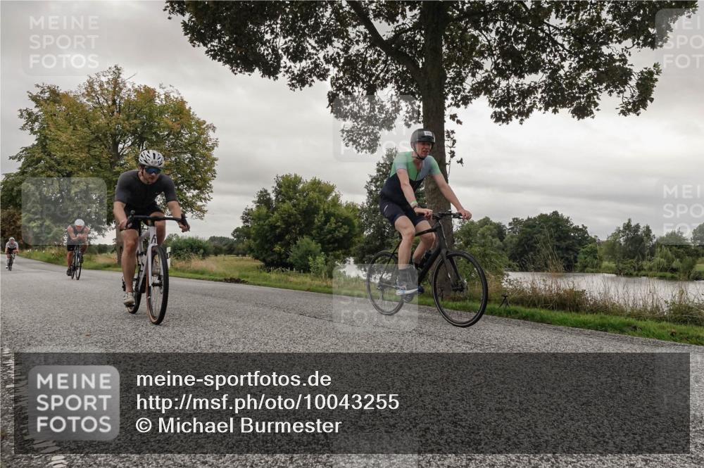 30.08.2026 - Elbe Triathlon Hamburg Michael Burmester http://msf.ph/oto/10043255 30.08.2026 09:17:50 Radfahren 329, 364, 415, 433, 449 meine-sportfotos.de
