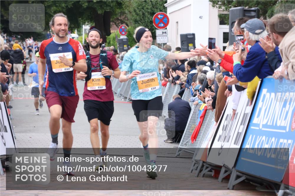 30.08.2026 - Blankeneser Heldenlauf Lena Gebhardt http://msf.ph/oto/10043277 30.08.2026 11:49:08 Ziel 2291, 2531, 2613, 2704, 4351 meine-sportfotos.de