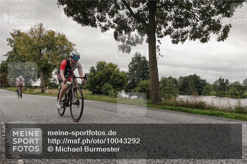 30.08.2026 - Elbe Triathlon Hamburg Michael Burmester http://msf.ph/oto/10043292 30.08.2026 09:17:58 Radfahren 236, 281, 308, 389, 841 meine-sportfotos.de