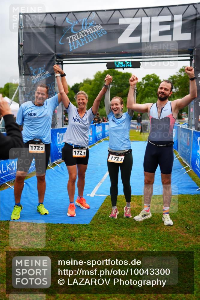 30.08.2026 - Elbe Triathlon Hamburg LAZAROV Photography http://msf.ph/oto/10043300 30.08.2026 16:34:45 Ziel  meine-sportfotos.de