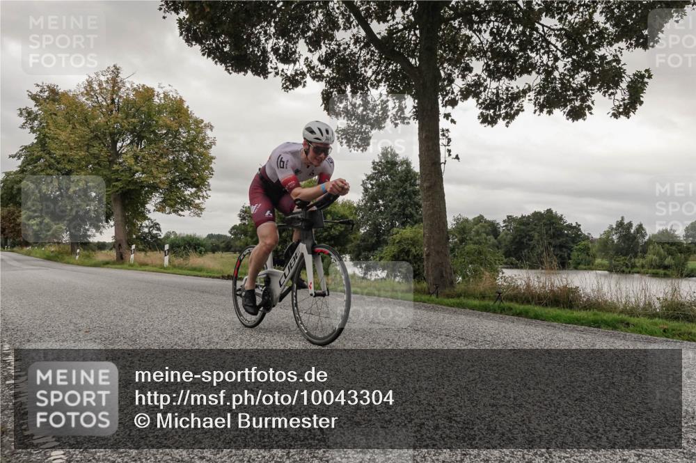 30.08.2026 - Elbe Triathlon Hamburg Michael Burmester http://msf.ph/oto/10043304 30.08.2026 09:17:59 Radfahren 236, 281, 308, 389, 841 meine-sportfotos.de