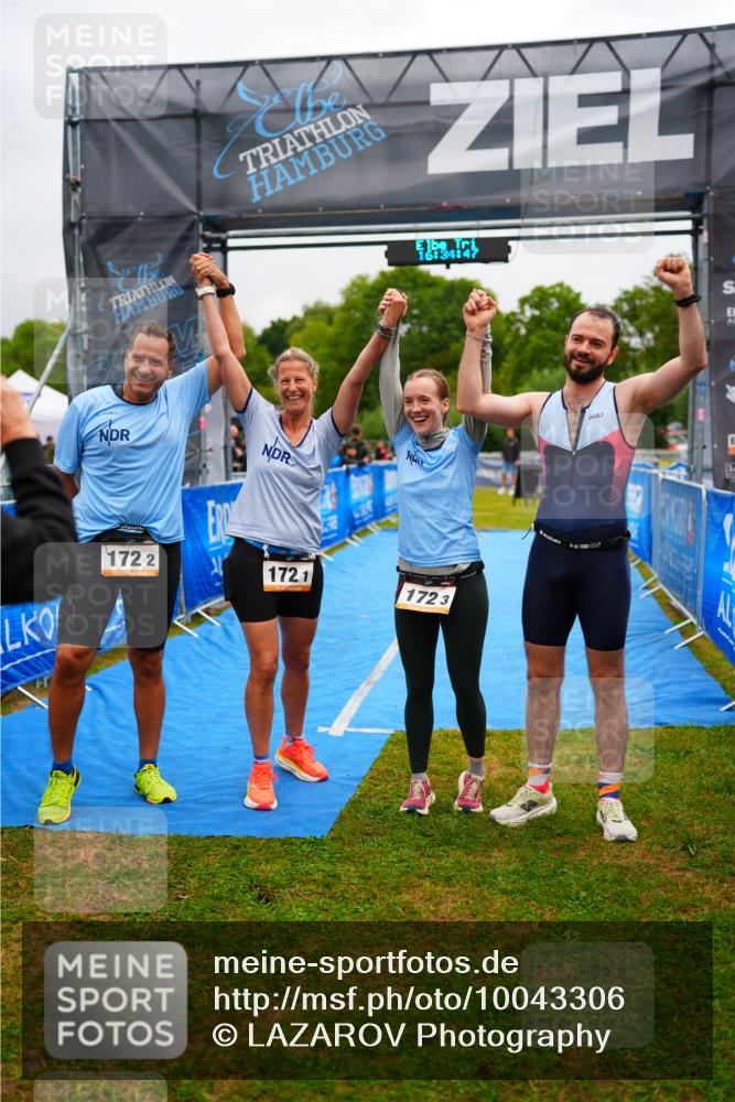 30.08.2026 - Elbe Triathlon Hamburg LAZAROV Photography http://msf.ph/oto/10043306 30.08.2026 16:34:46 Ziel  meine-sportfotos.de