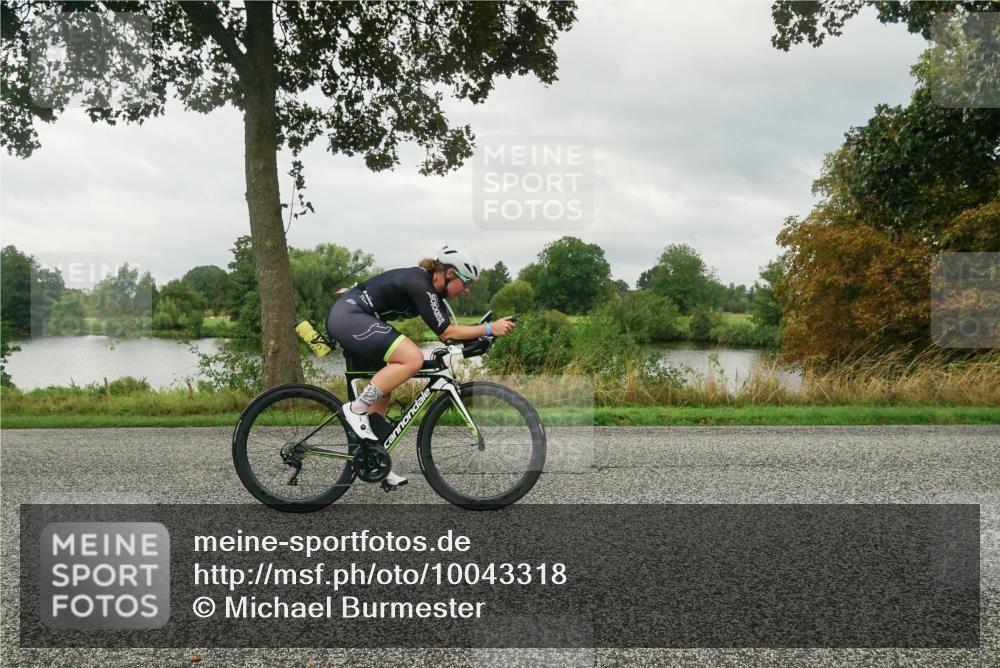 30.08.2026 - Elbe Triathlon Hamburg Michael Burmester http://msf.ph/oto/10043318 30.08.2026 09:01:45 Radfahren 211, 329, 376, 379, 386 meine-sportfotos.de