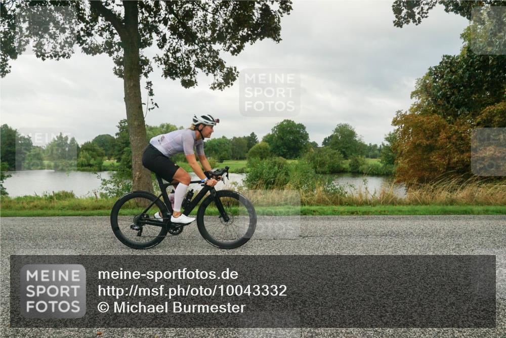 30.08.2026 - Elbe Triathlon Hamburg Michael Burmester http://msf.ph/oto/10043332 30.08.2026 09:01:53 Radfahren 212, 281, 329, 358 meine-sportfotos.de