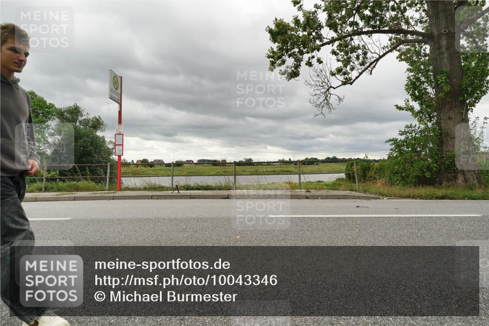 30.08.2026 - Elbe Triathlon Hamburg Michael Burmester http://msf.ph/oto/10043346 30.08.2026 13:55:26 Radfahren  meine-sportfotos.de