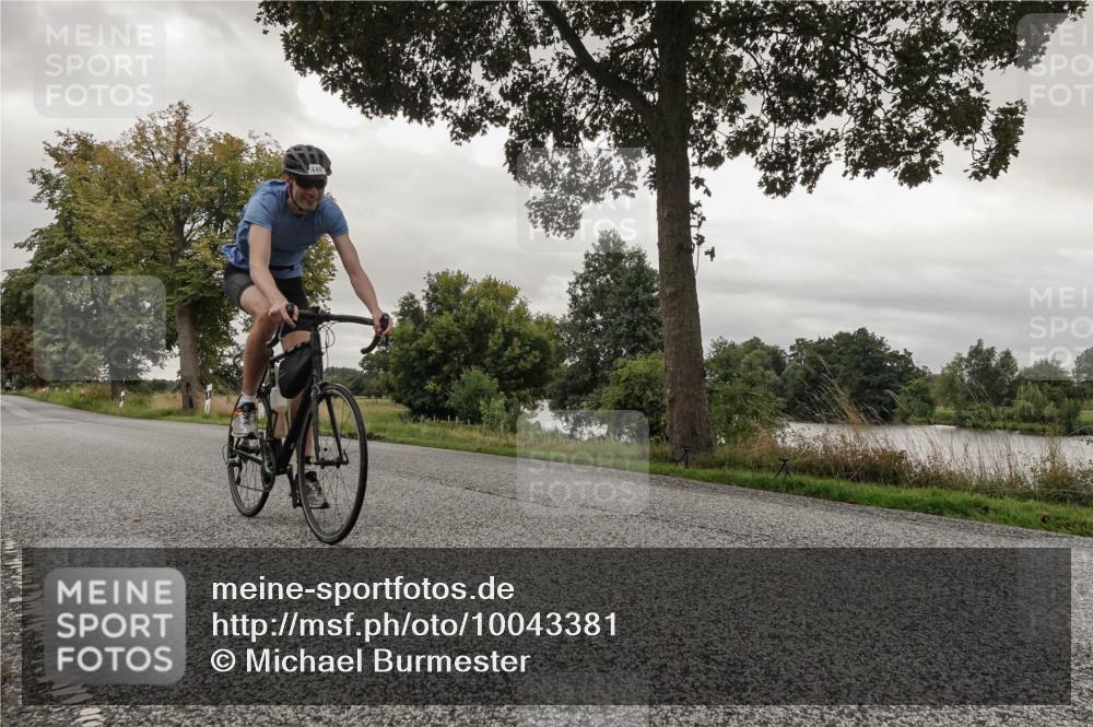 30.08.2026 - Elbe Triathlon Hamburg Michael Burmester http://msf.ph/oto/10043381 30.08.2026 09:18:21 Radfahren 197, 440, 483, 542, 639, 701, 1894 meine-sportfotos.de