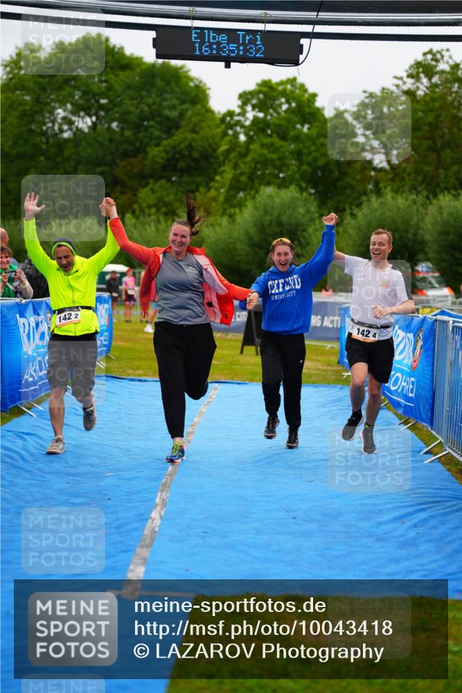 30.08.2026 - Elbe Triathlon Hamburg LAZAROV Photography http://msf.ph/oto/10043418 30.08.2026 16:35:31 Ziel  meine-sportfotos.de