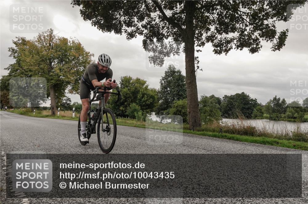 30.08.2026 - Elbe Triathlon Hamburg Michael Burmester http://msf.ph/oto/10043435 30.08.2026 09:18:34 Radfahren 244, 499 meine-sportfotos.de