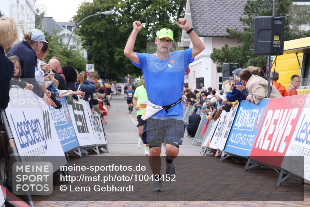 30.08.2026 - Blankeneser Heldenlauf Lena Gebhardt http://msf.ph/oto/10043452 30.08.2026 11:49:15 Ziel 2258, 2291, 2531, 2599, 2704, 2879 meine-sportfotos.de