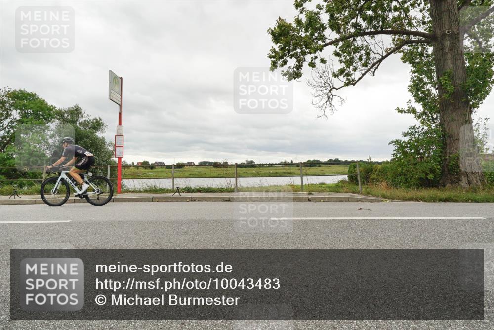 30.08.2026 - Elbe Triathlon Hamburg Michael Burmester http://msf.ph/oto/10043483 30.08.2026 14:08:46 Radfahren  meine-sportfotos.de