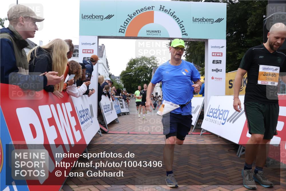 30.08.2026 - Blankeneser Heldenlauf Lena Gebhardt http://msf.ph/oto/10043496 30.08.2026 11:49:17 Ziel 2258, 2291, 2531, 2599, 2704, 2879 meine-sportfotos.de