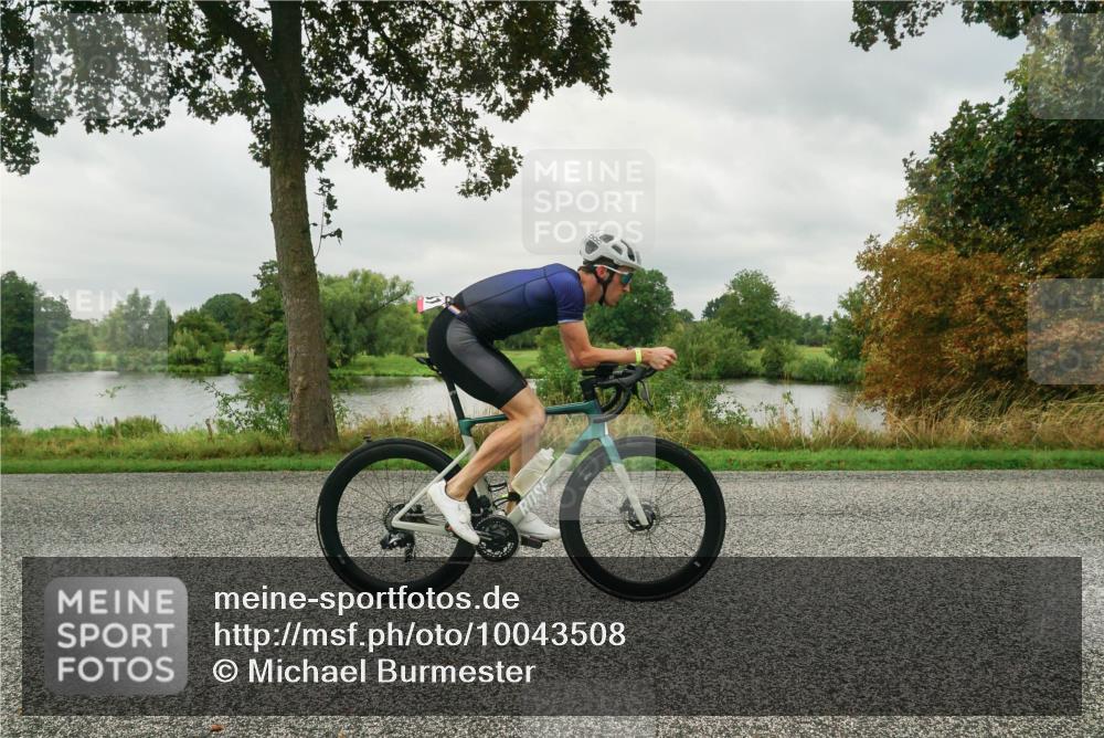 30.08.2026 - Elbe Triathlon Hamburg Michael Burmester http://msf.ph/oto/10043508 30.08.2026 09:03:21 Radfahren 231, 276 meine-sportfotos.de
