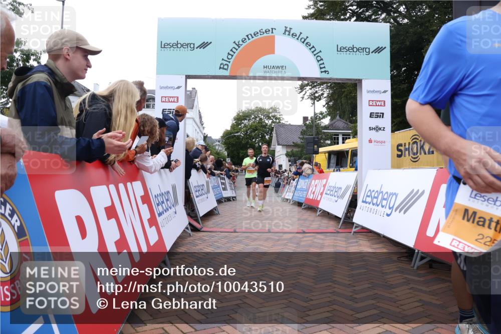 30.08.2026 - Blankeneser Heldenlauf Lena Gebhardt http://msf.ph/oto/10043510 30.08.2026 11:49:17 Ziel 2258, 2291, 2531, 2599, 2704, 2879 meine-sportfotos.de