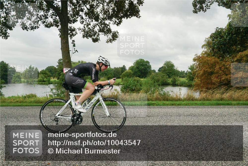 30.08.2026 - Elbe Triathlon Hamburg Michael Burmester http://msf.ph/oto/10043547 30.08.2026 09:03:57 Radfahren 208, 299, 381 meine-sportfotos.de