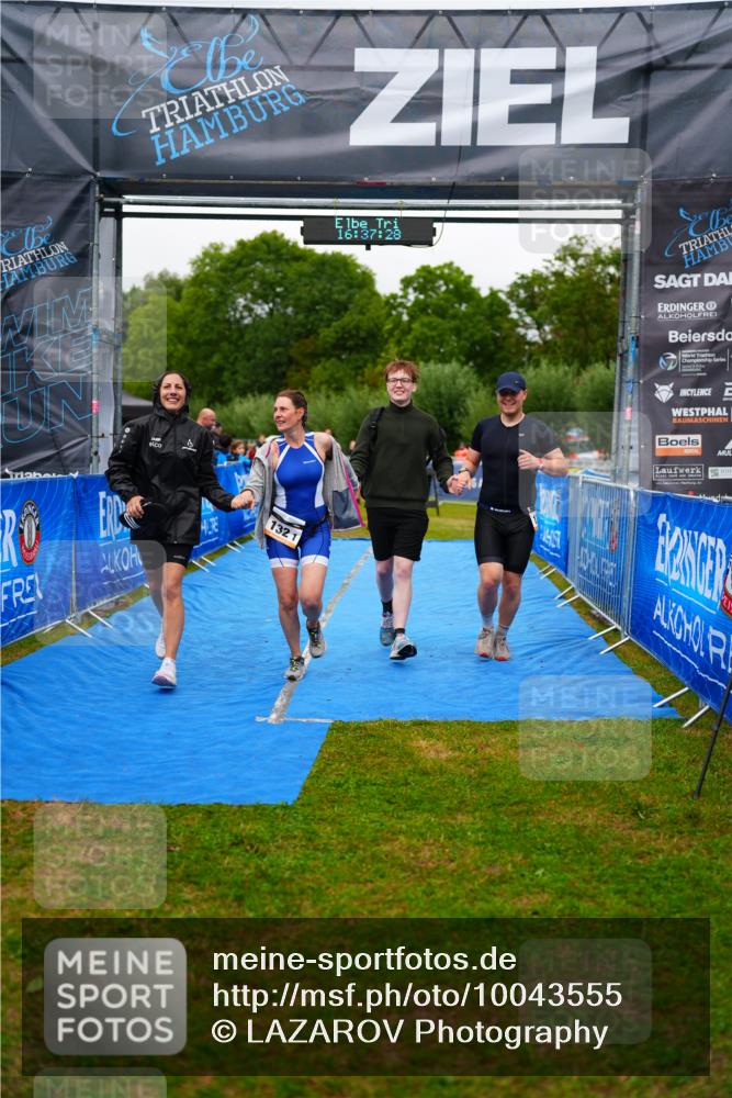 30.08.2026 - Elbe Triathlon Hamburg LAZAROV Photography http://msf.ph/oto/10043555 30.08.2026 16:37:27 Ziel  meine-sportfotos.de