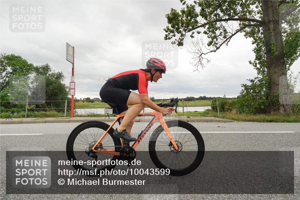 30.08.2026 - Elbe Triathlon Hamburg Michael Burmester http://msf.ph/oto/10043599 30.08.2026 14:09:41 Radfahren 152 meine-sportfotos.de