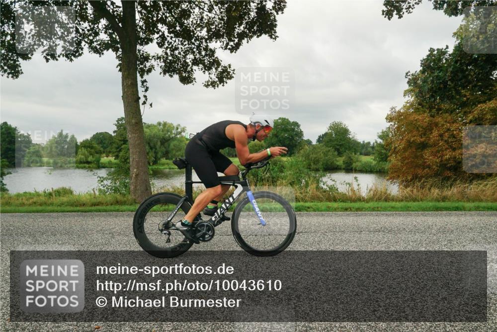 30.08.2026 - Elbe Triathlon Hamburg Michael Burmester http://msf.ph/oto/10043610 30.08.2026 09:04:51 Radfahren 433 meine-sportfotos.de
