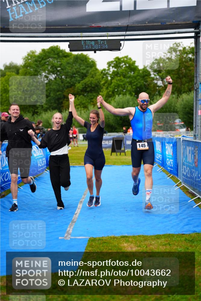 30.08.2026 - Elbe Triathlon Hamburg LAZAROV Photography http://msf.ph/oto/10043662 30.08.2026 16:38:34 Ziel  meine-sportfotos.de
