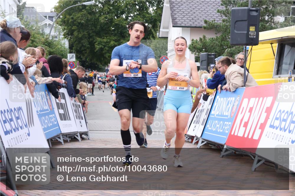 30.08.2026 - Blankeneser Heldenlauf Lena Gebhardt http://msf.ph/oto/10043680 30.08.2026 11:49:26 Ziel 2232, 2555, 2599, 2624, 2879, 2955 meine-sportfotos.de